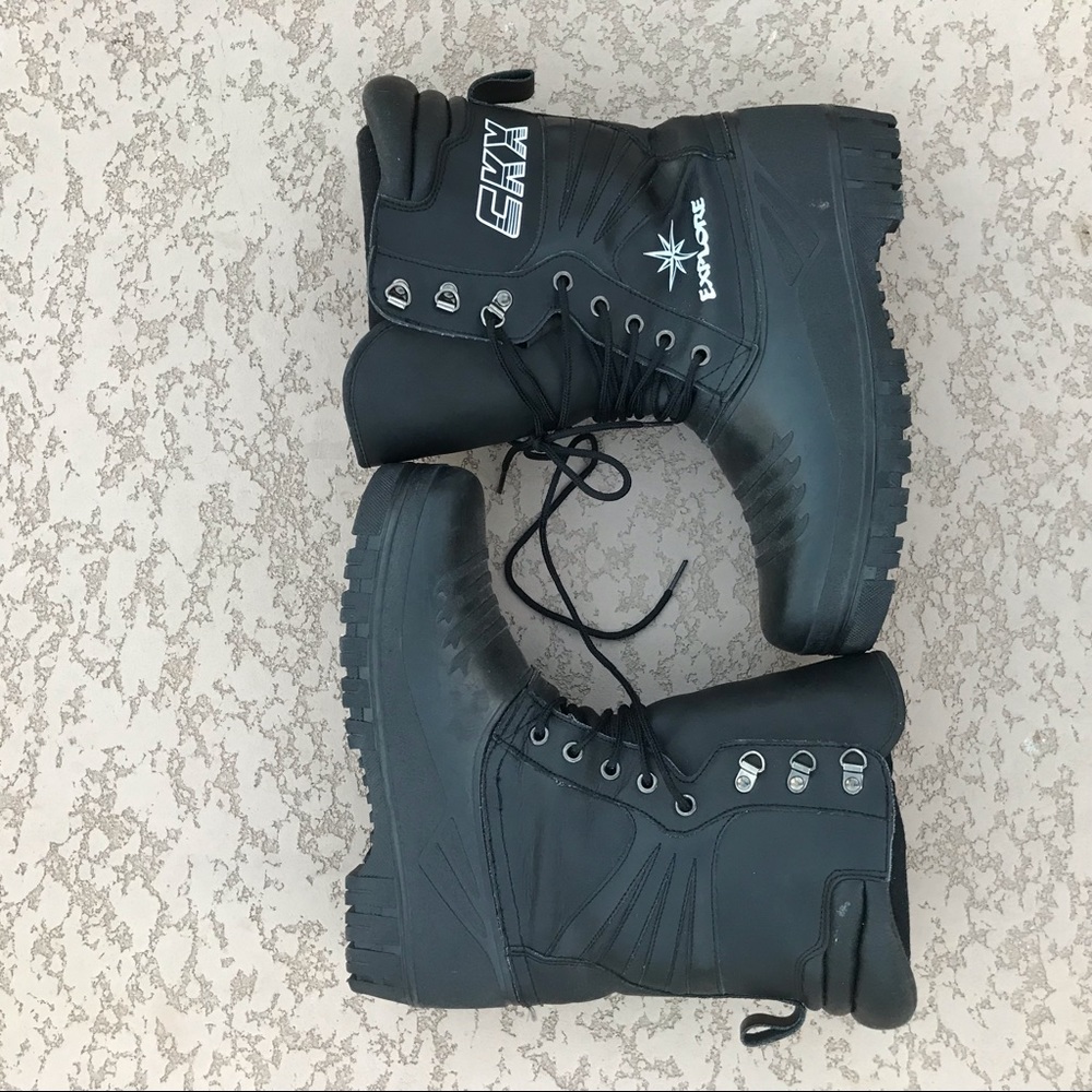 ❌SOLD❌Men’s waterproof boots